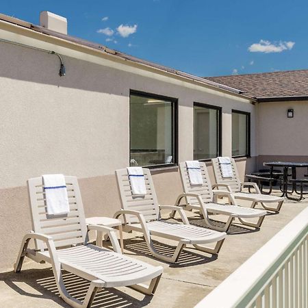 Comfort Inn & Suites West Springfield Dış mekan fotoğraf