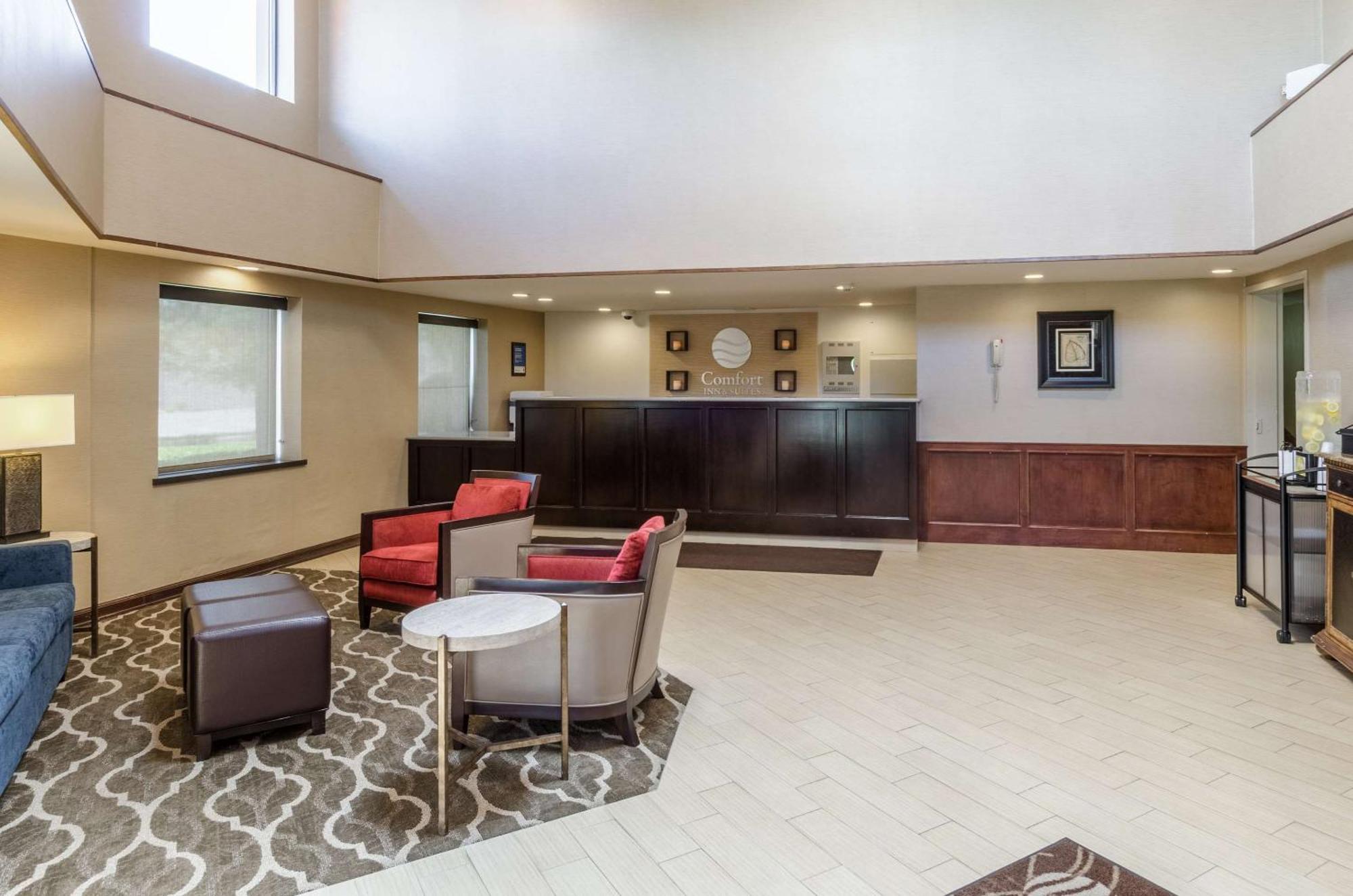 Comfort Inn & Suites West Springfield Dış mekan fotoğraf