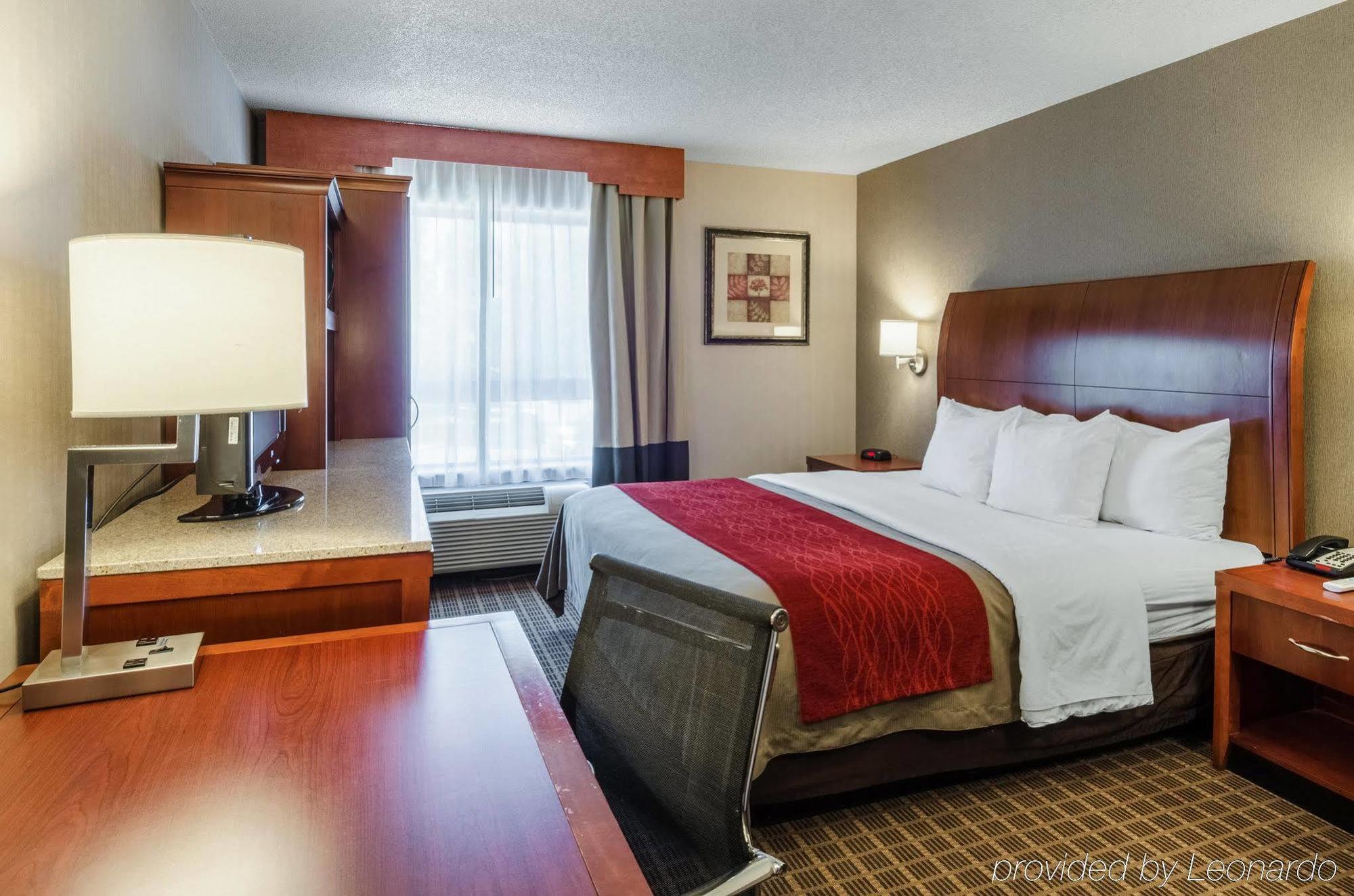 Comfort Inn & Suites West Springfield Dış mekan fotoğraf